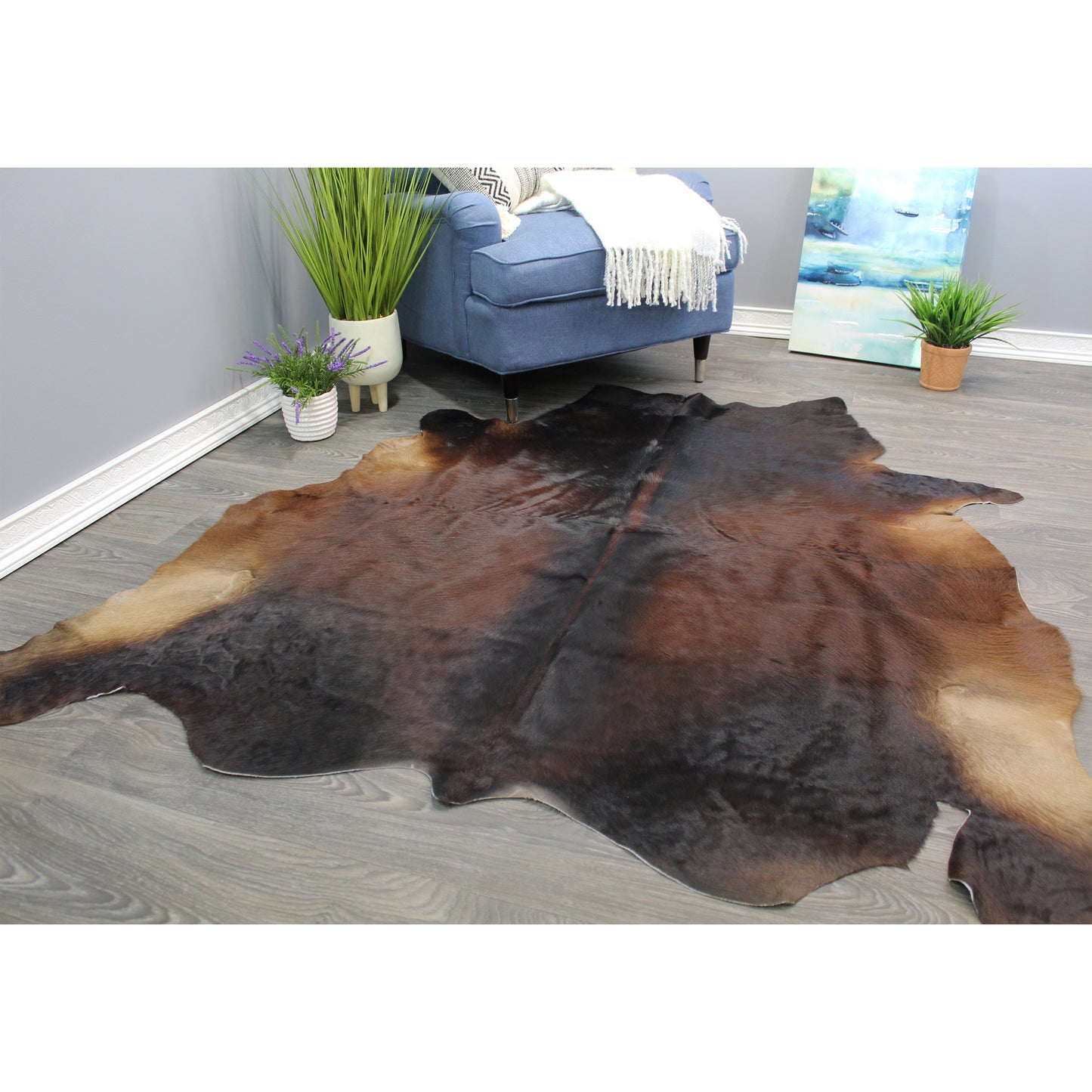 Natural Geo Dark Brown/Brown Cowhide Animal Area Rug 5' 5" x 5' 10"