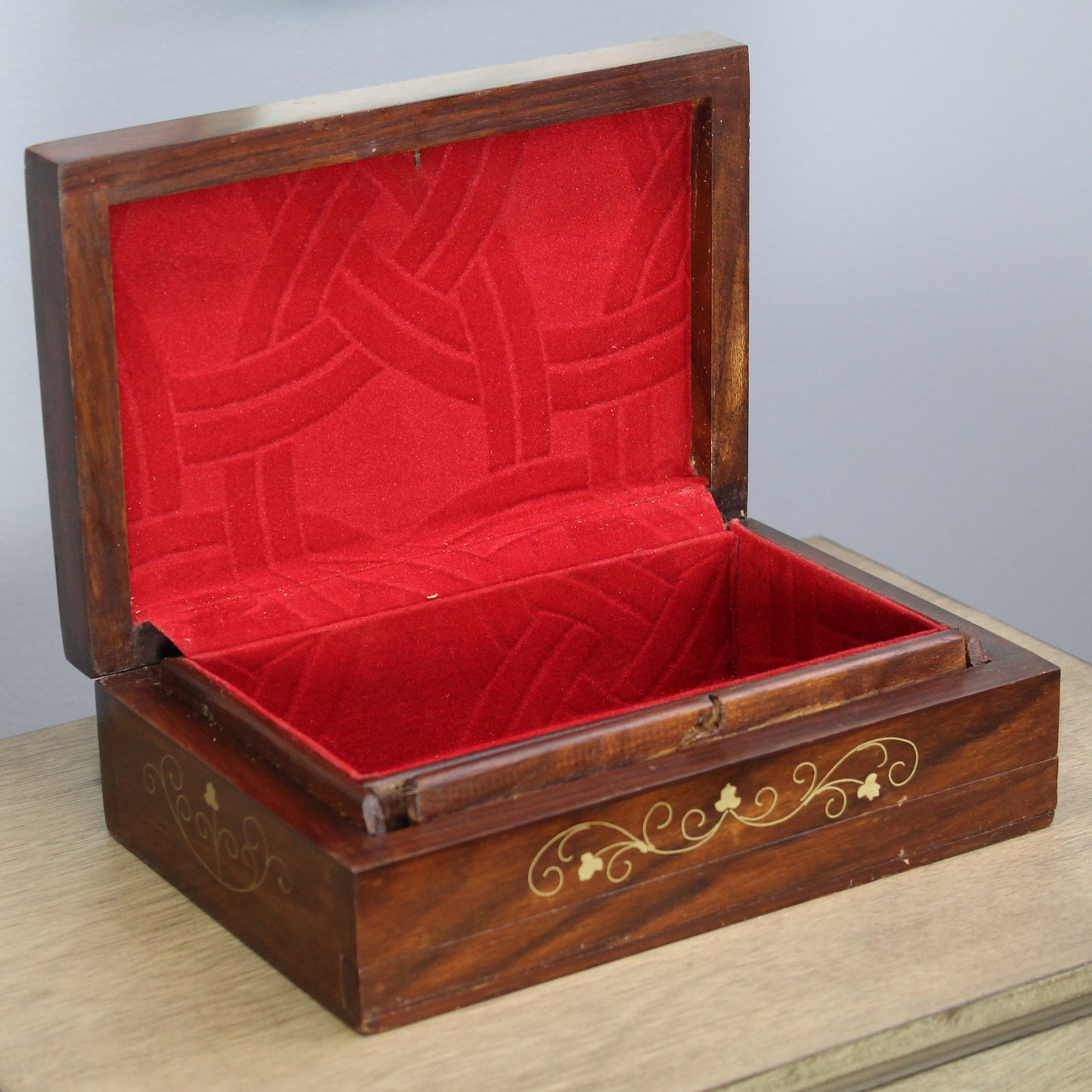 Natural Geo Handmade Rosewood Diamond Wooden Decorative Box