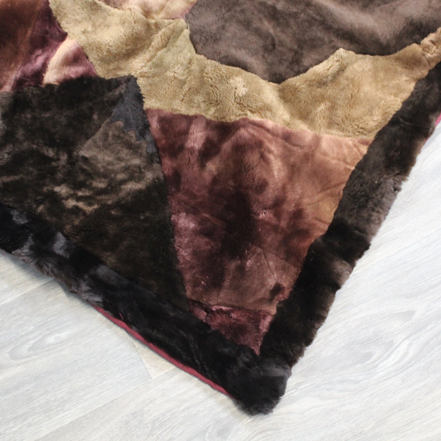 Natural Geo Sheepskin Area Rug Brown/Sand - 3 x 5'