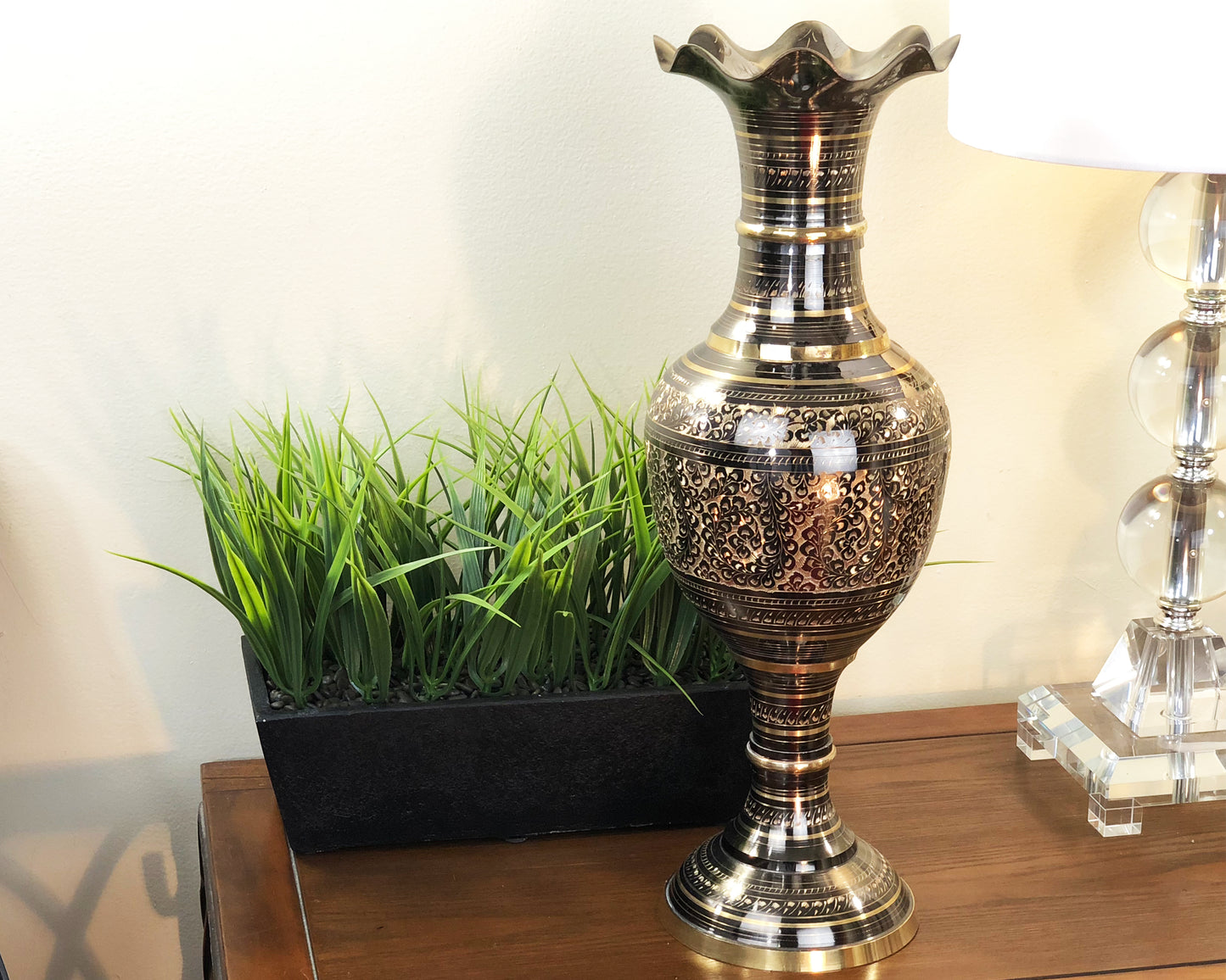 Natural Geo Brass Vintage Black/Gold Table Vase