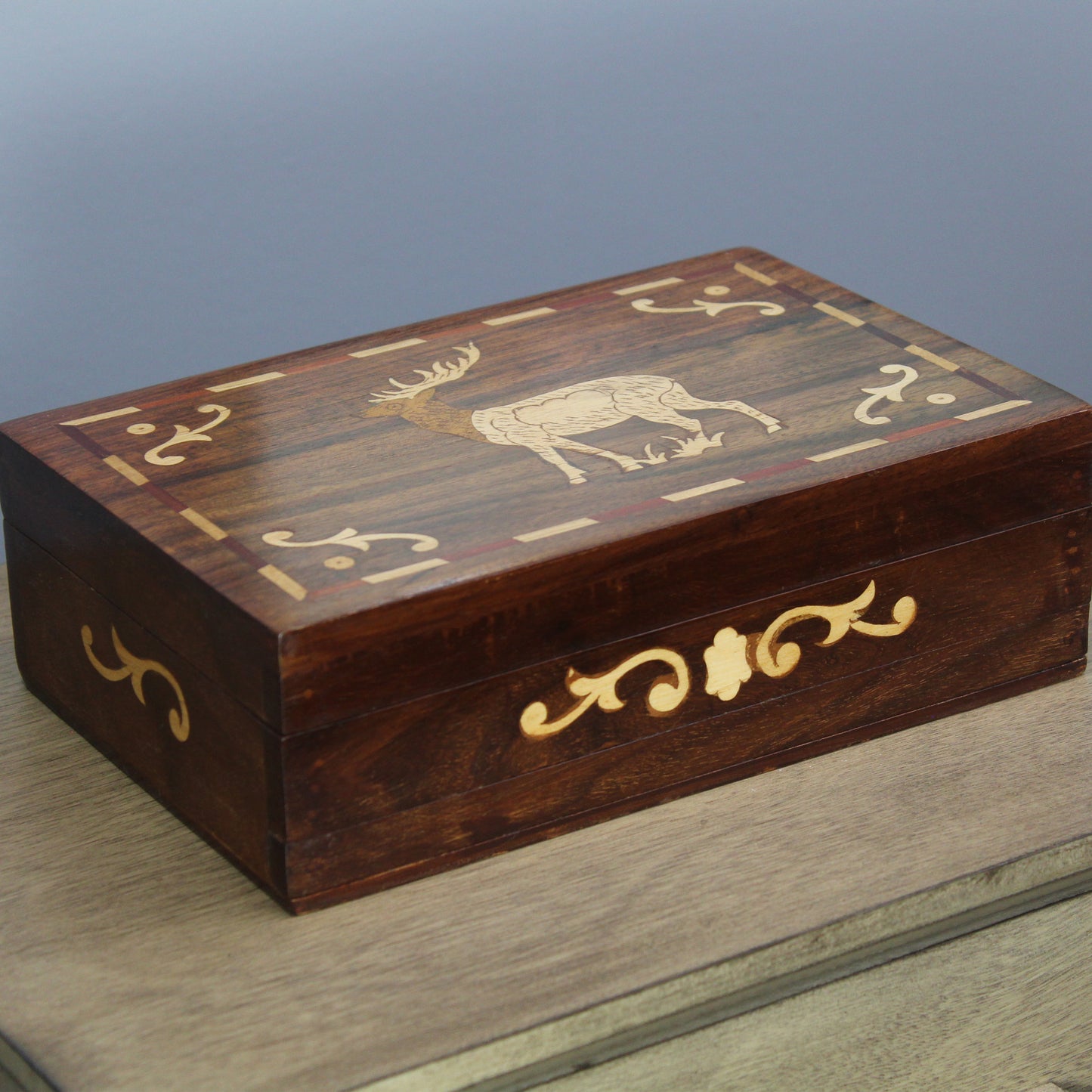 Natural Geo Handmade Rosewood Elk Wooden Jewelry Box
