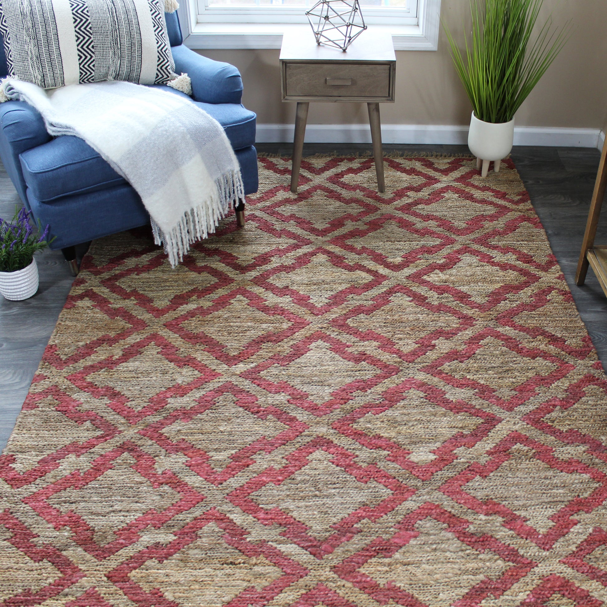 Natural Geo Spontaneous Jute Handwoven Geometric Natural/Maroon Area Rug