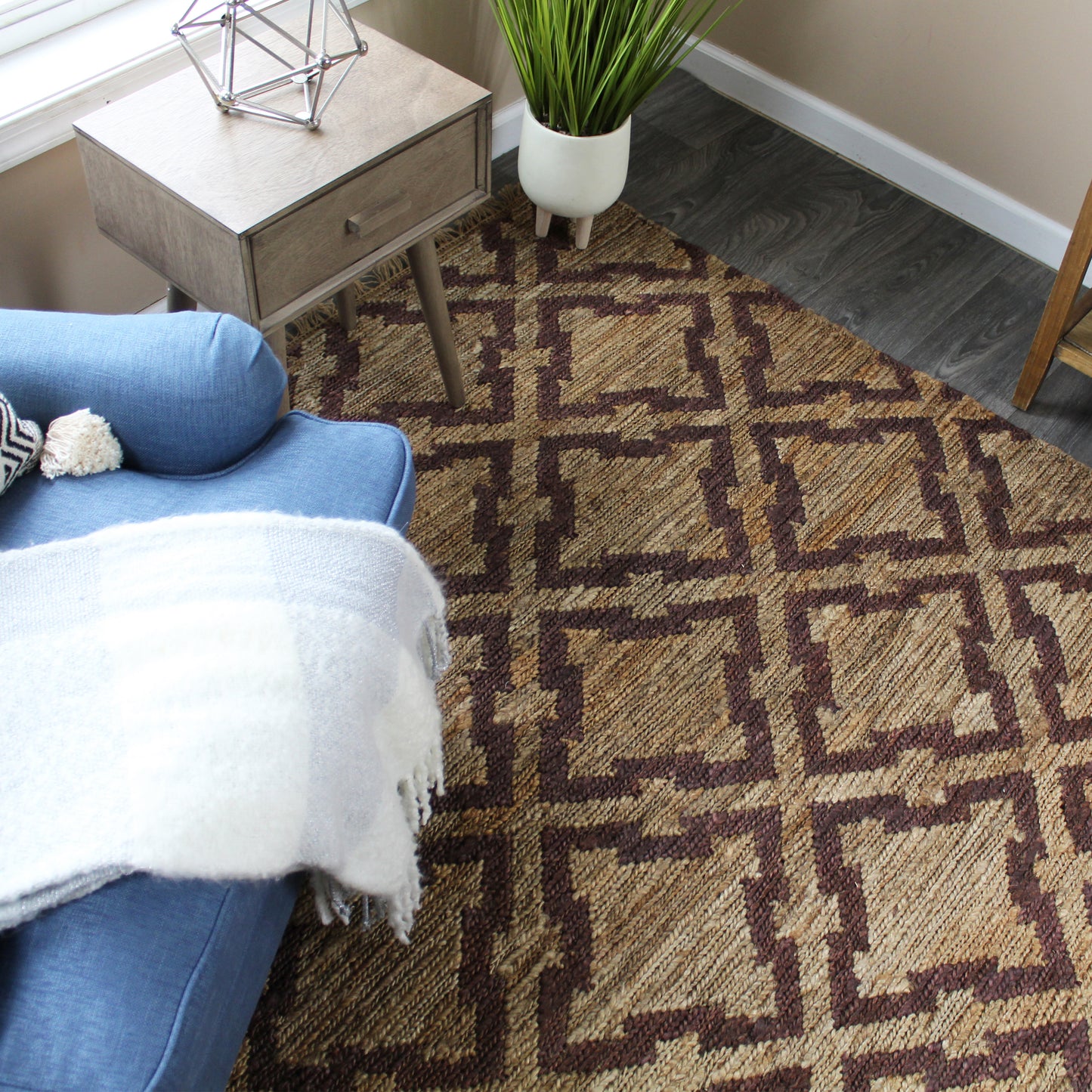 Natural Geo Spontaneous Jute Handwoven Geometric Natural/Brown Area Rug