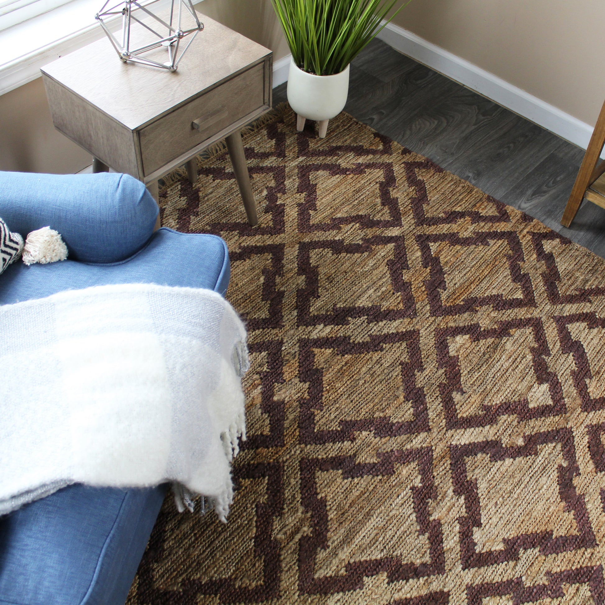 Natural Geo Spontaneous Jute Handwoven Geometric Natural/Brown Area Rug