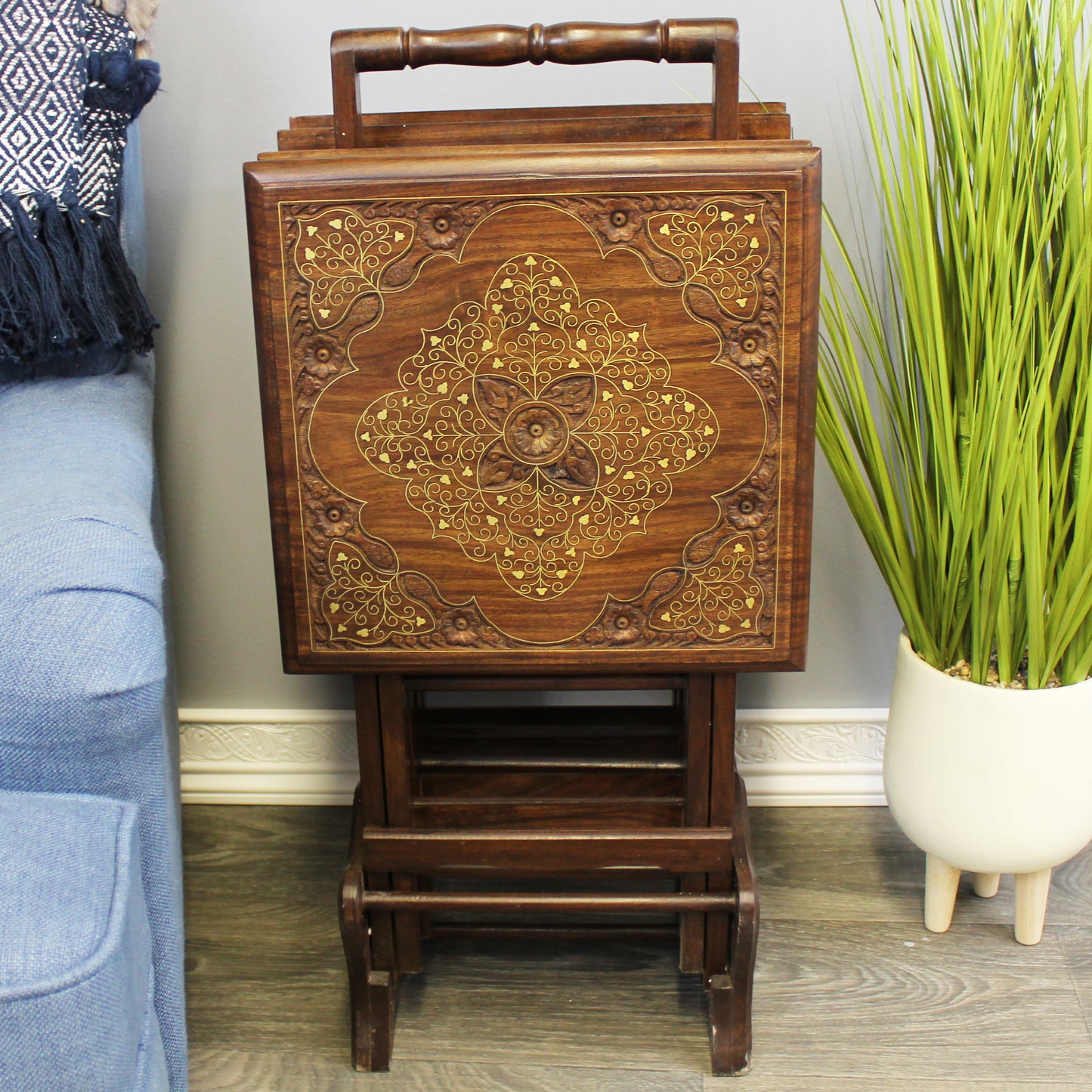 Natural Geo Decorative Rosewood Set of 4 Tray Tables with Stand - Carved Floral